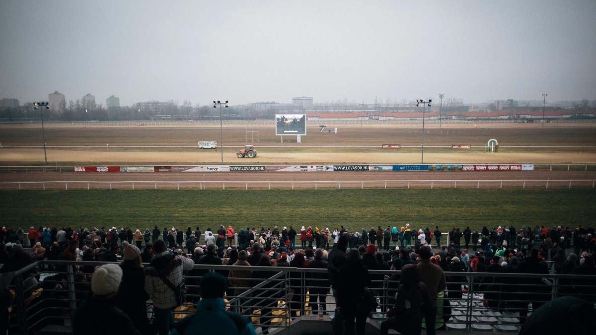 Georgia lawmakers advance sports betting bill